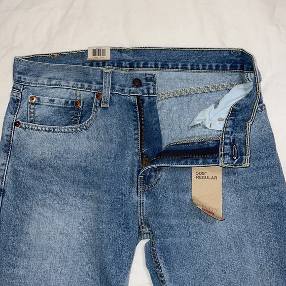 NWT Levi’s 505 Regular Light Wash Waist 31 - Picture 7 of 10